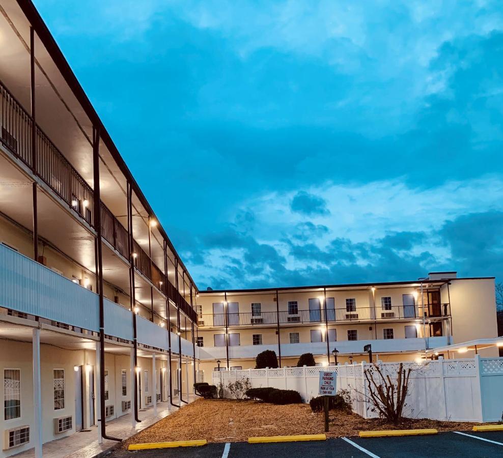 Hotel Baymont By Wyndham Front Royal Near Shenandoah National Park Exteriér fotografie